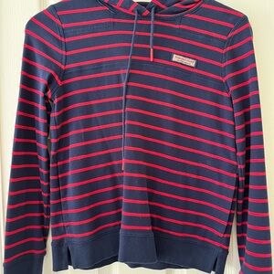 Vineyard Vines Women’s Navy and Red Striped pocket hoodie